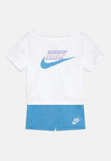 COMPLETO NIKE BAMBINO LOGO