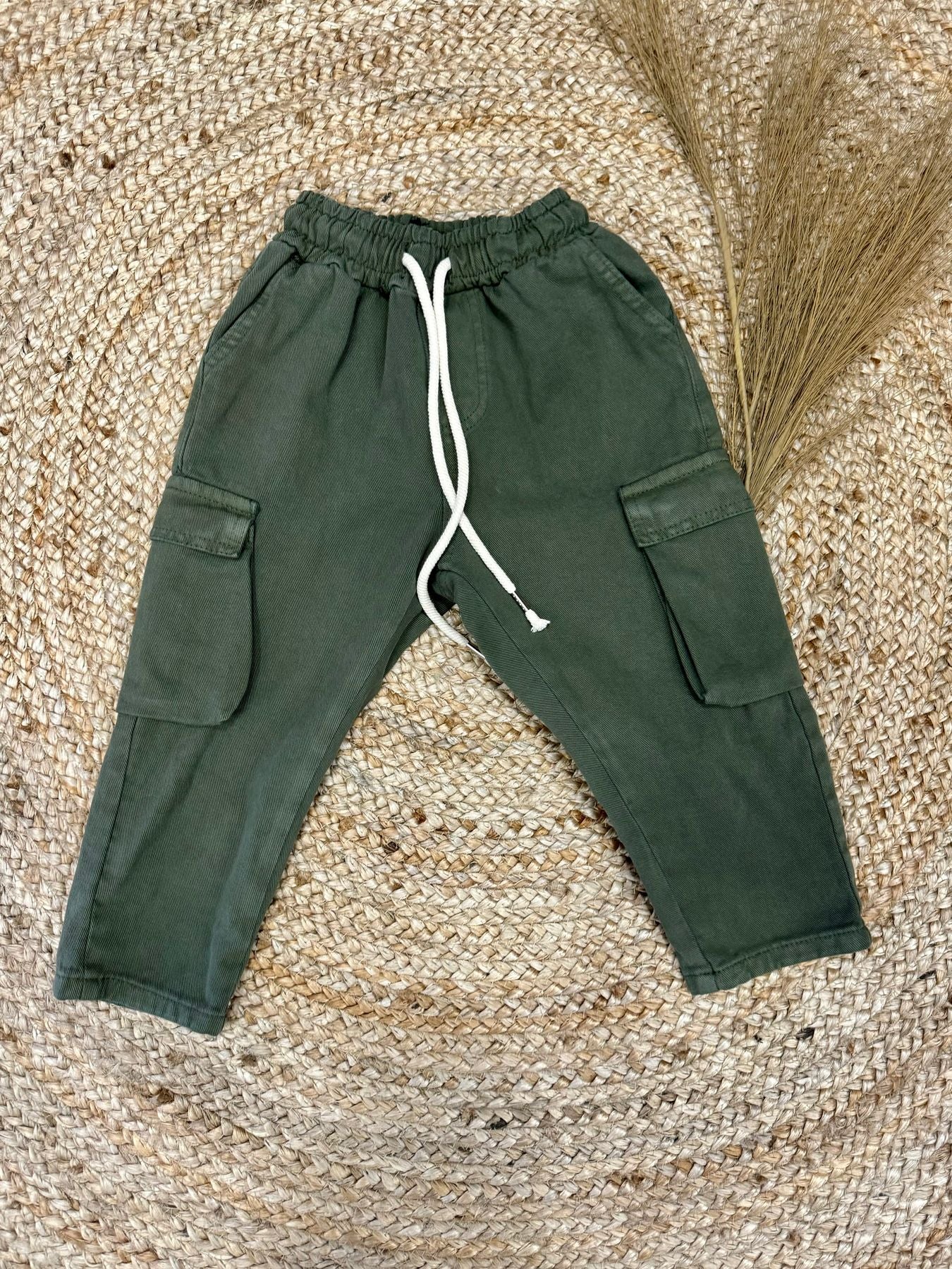 Jeans Cargo con Elastico