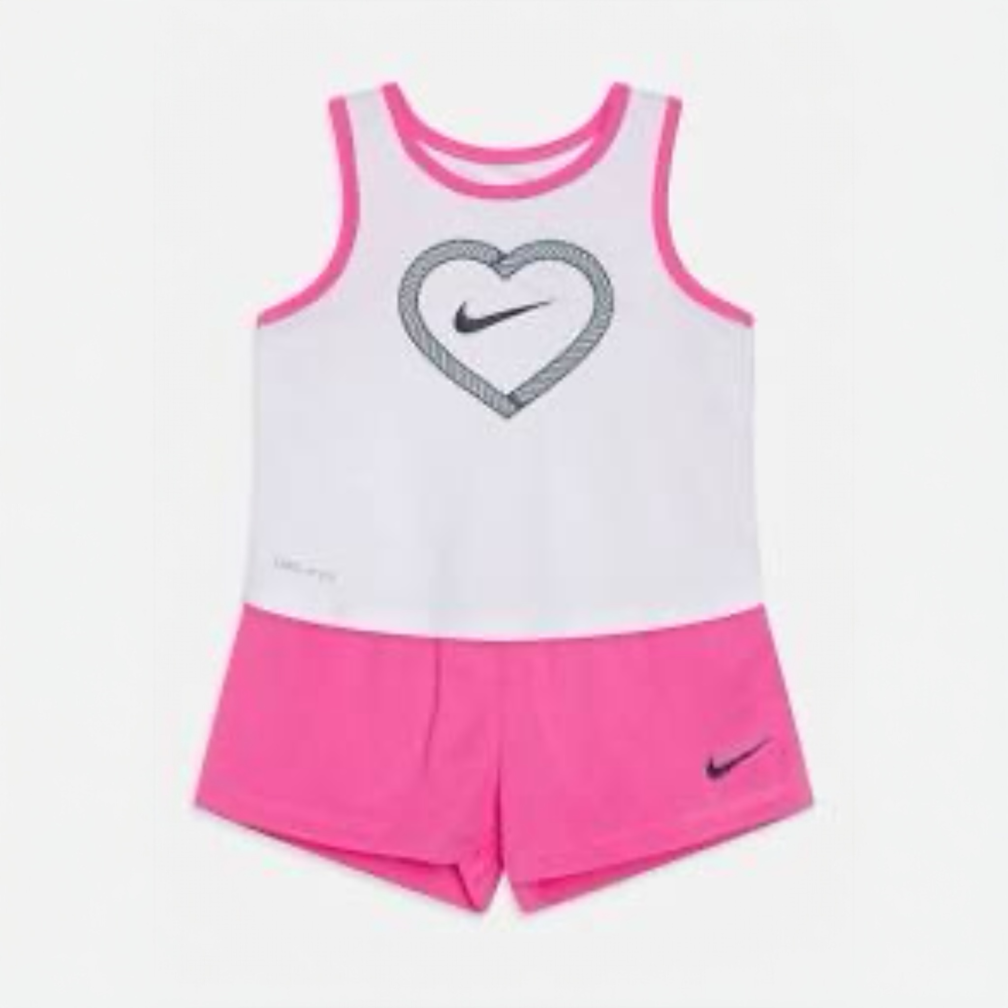 COMPLETO NIKE HAPPY CAMPER